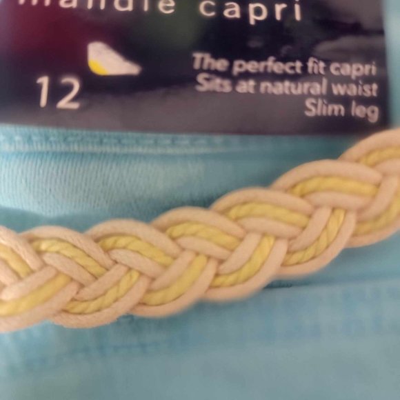 Women size 12 Bandolino Flawless stretch Mandie capri New with tags - Picture 12 of 12